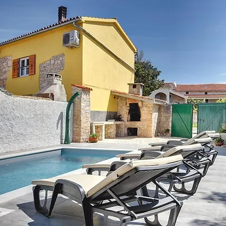 Holiday home Micol